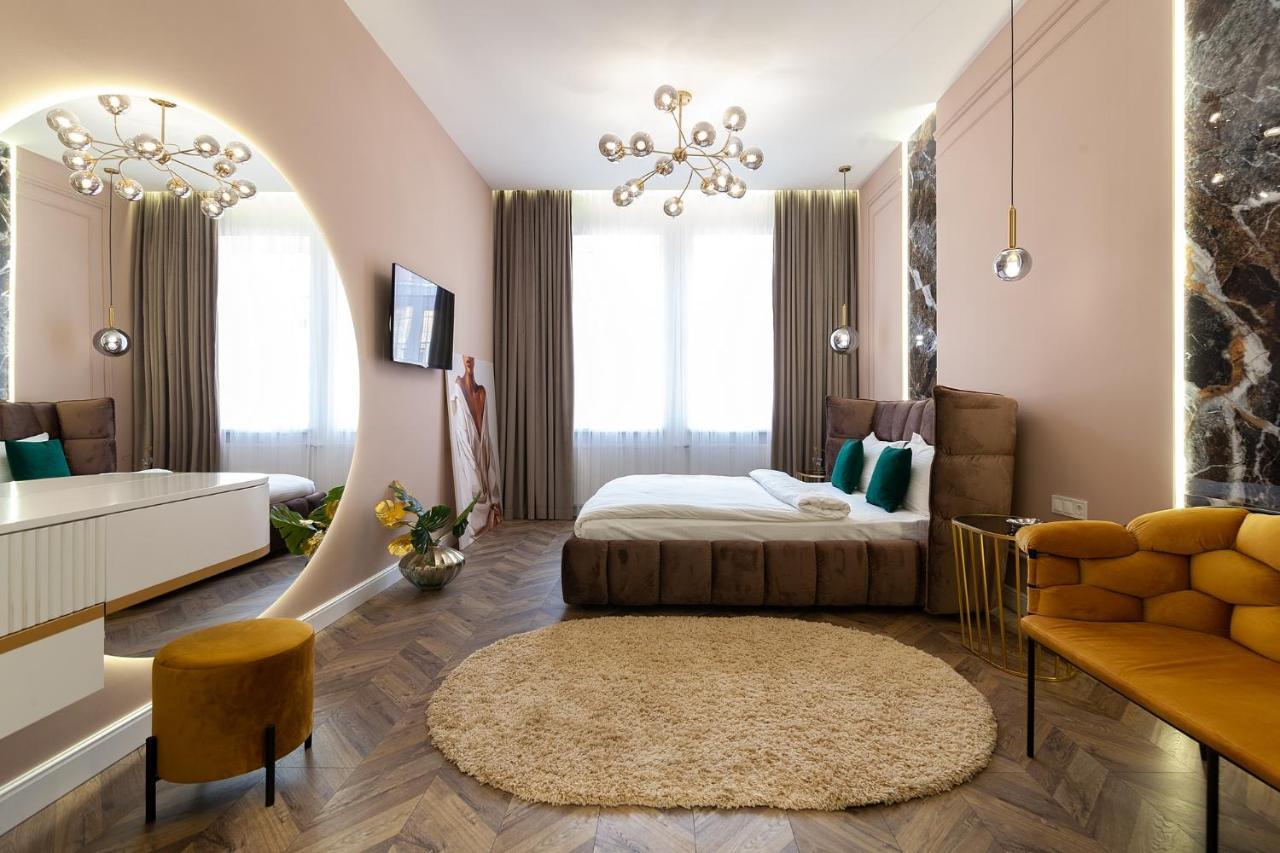 Leogrand Apartments On Tamanska 6 Lviv Buitenkant foto