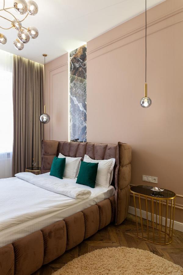 Leogrand Apartments On Tamanska 6 Lviv Buitenkant foto